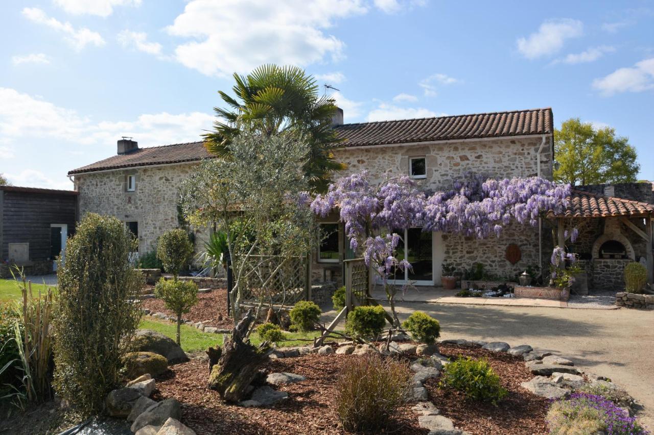 Chez Dominique Et Bruno A 20 Mm Du Puydufou Daire Bazoges-en-Paillers Dış mekan fotoğraf